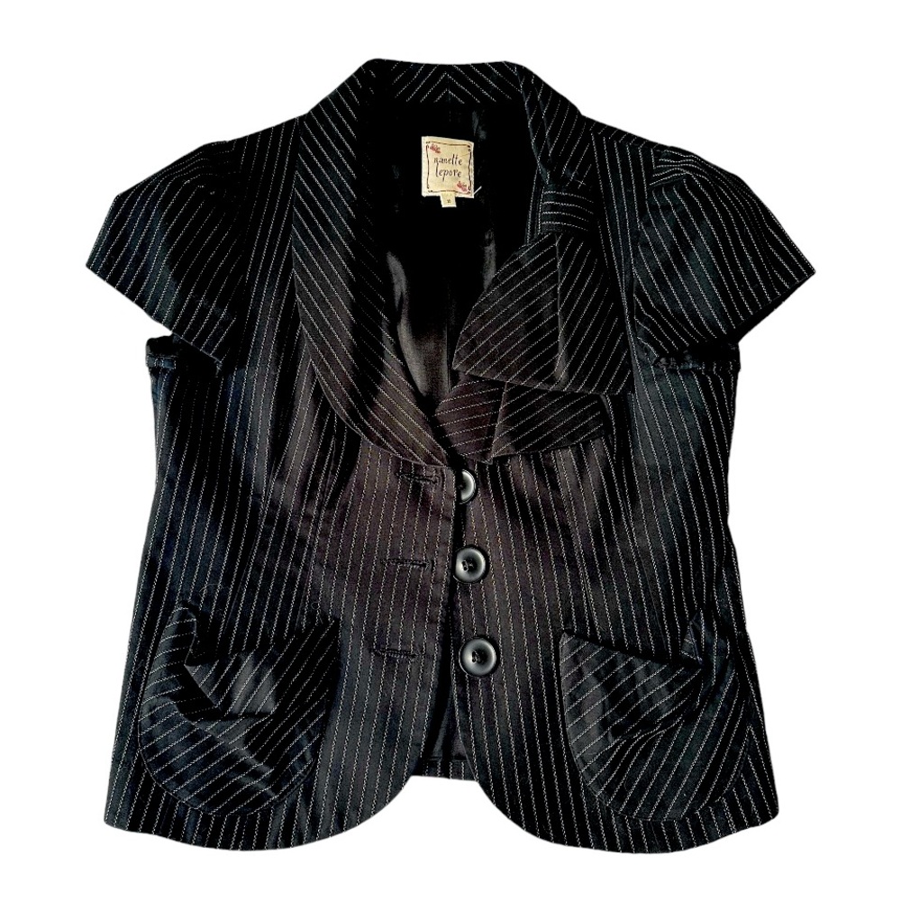 Nanette Lenore size 10 short sleeve jacket